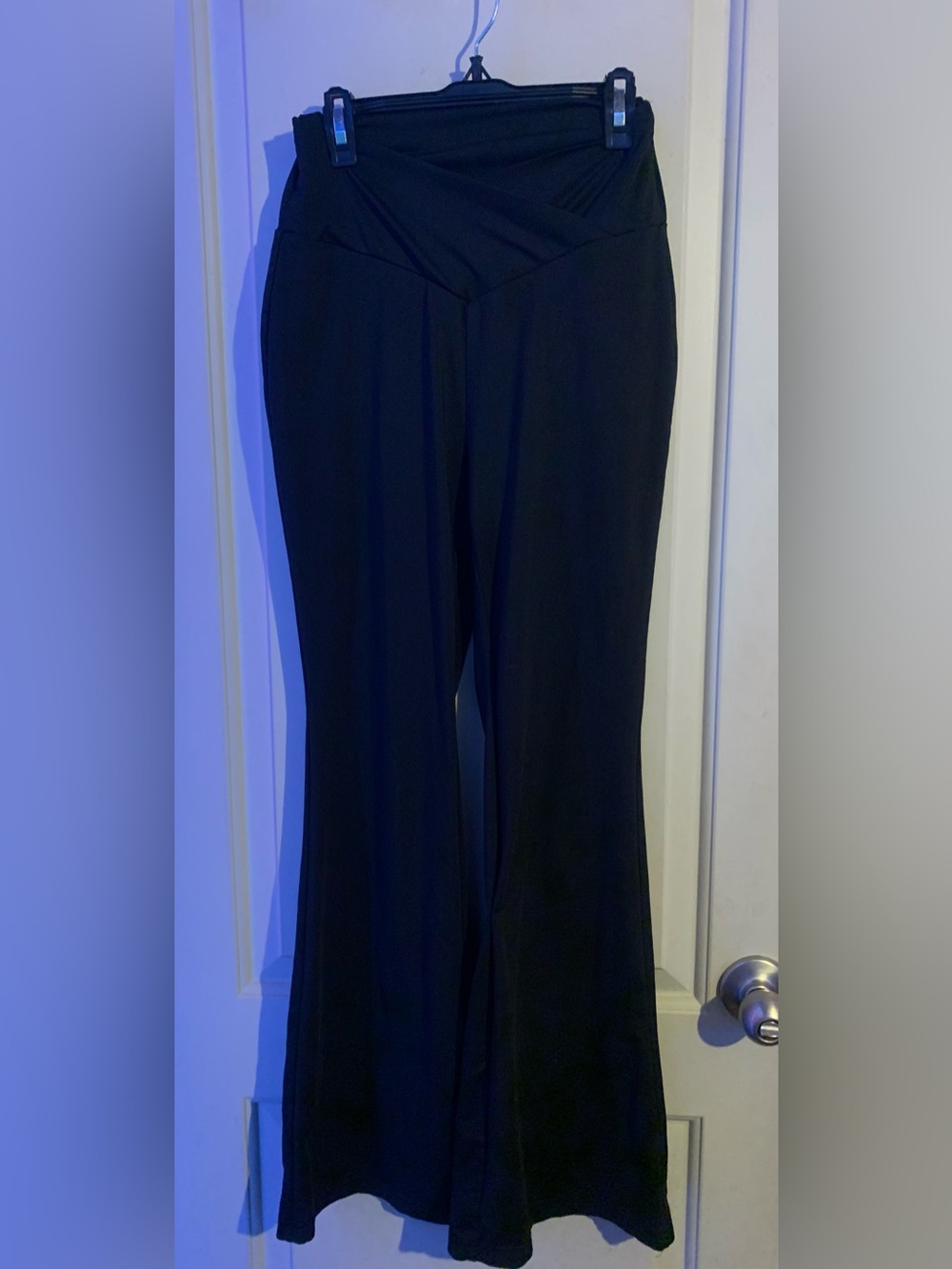 SHEIN Black Flare Yoga Pants with Crossover Waistband